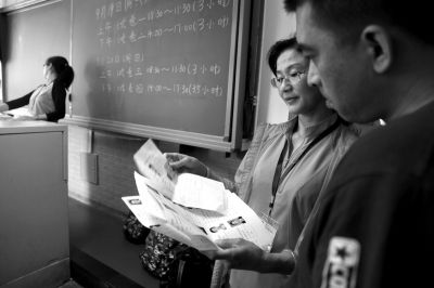 史上最嚴司法考試：人臉識別補充金屬探測儀檢測不足(圖)